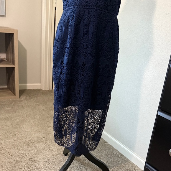 Chic Navy Lace Midi Dress 
Great for the holidays or a formal event - Picture 3 of 6